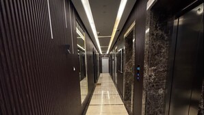 Interior - Boulevard Comfort Haven, apt With Stunning Veiw (Amman)