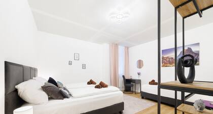 BIG New 6Rms Flat/150m2 City Center Prime Location