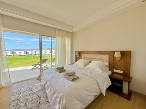 Iron/ironing board, WiFi, bed sheets - The Absolute Gem with amazing views and pools/beach access in Taghazout Bay (Tamraght)