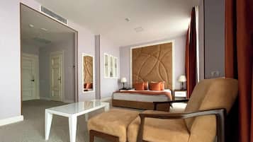 Deluxe Double Room, Balcony, Mountain View | Minibar, in-room safe, desk, laptop workspace