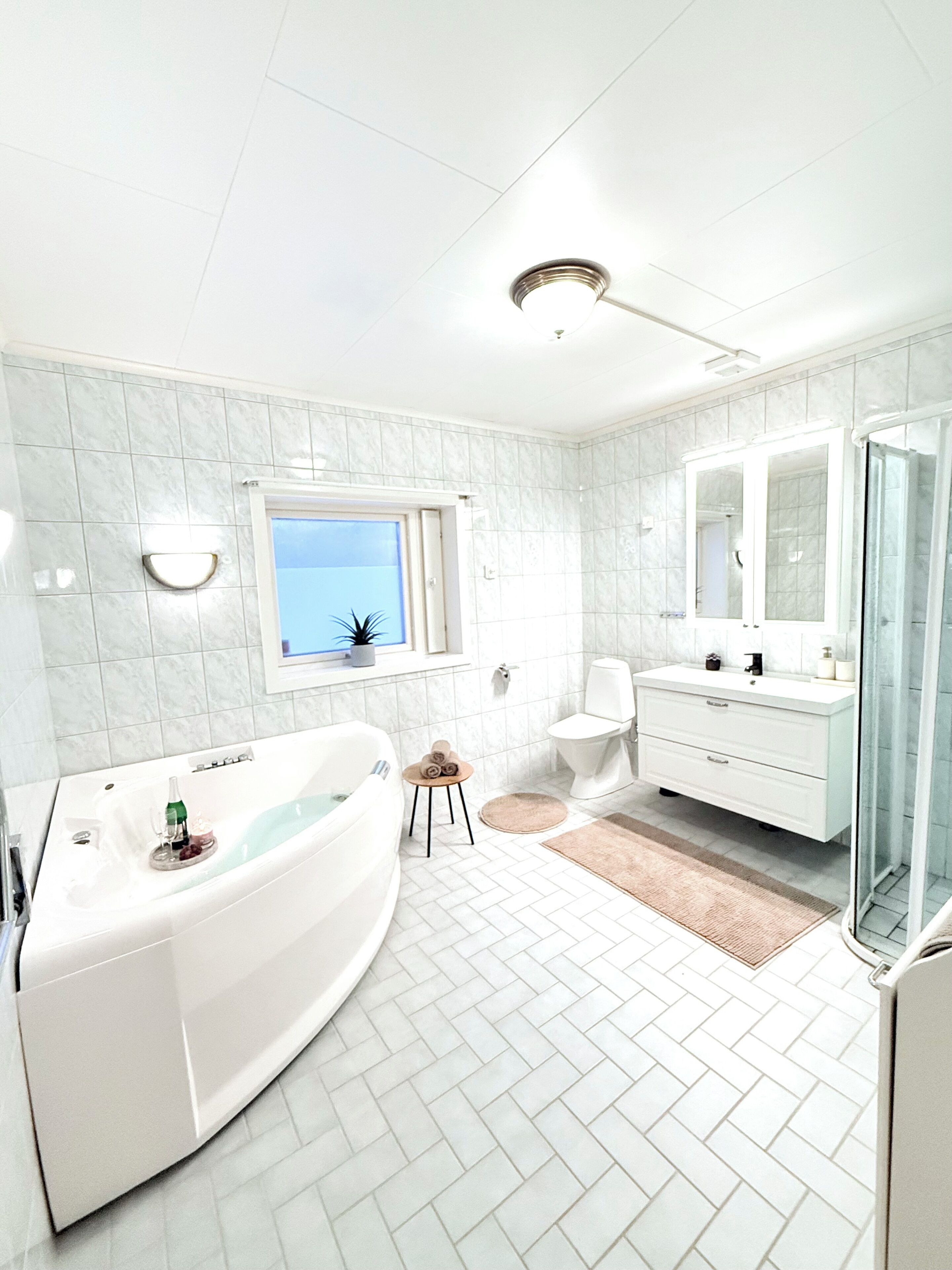 Dusche, Handtücher, Seife, Shampoo
