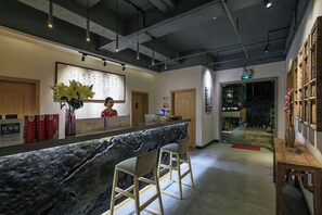 Reception - Tea House Inn West Street Yangshuo (Guilin)