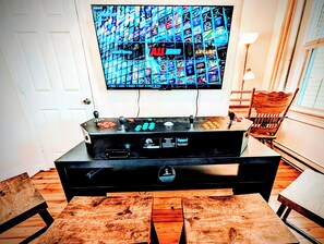 Spielezimmer