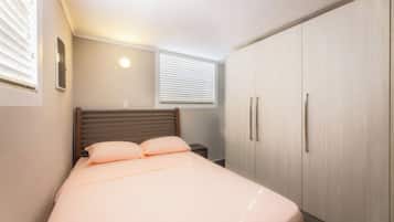2 Schlafzimmer, Bügeleisen/Bügelbrett, kostenloses WLAN, Bettwäsche