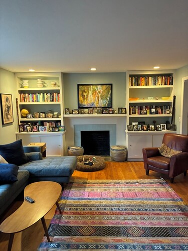 Spacious 5-bedroom house in serene Montclair, close to NYC and World Cup arena