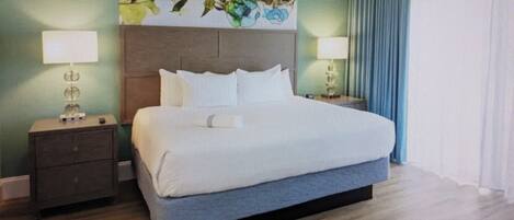 Strykejern/-brett, internettilgang og sengetøy