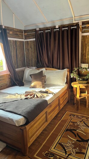 Deluxe Double Room, Mountain View | Laptop workspace, free WiFi - Terra Mist by Terra Stays (Kalimpong)