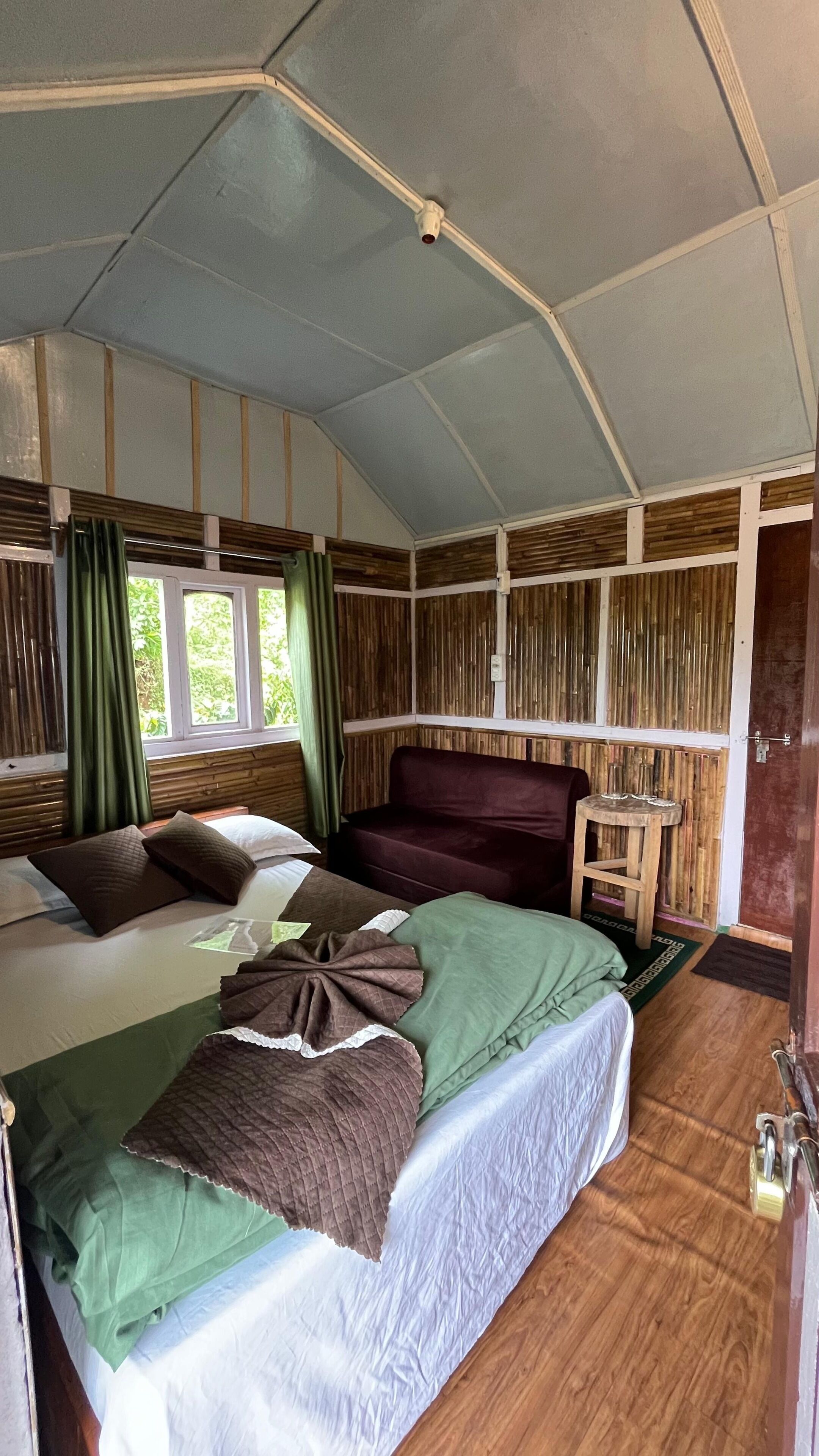 Chambre Double Deluxe, vue jardin | Espace de travail pour ordinateur portable, Wi-Fi gratuit