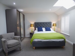 2 bedrooms, WiFi, bed sheets - Bliss Cottage - sleeps 4 guests  in 2 bedrooms (Wells-next-the-Sea)
