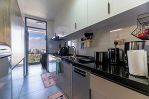 Private kitchen - Cozy, new,modern, detail-orientatied,clean, (Nairobi)
