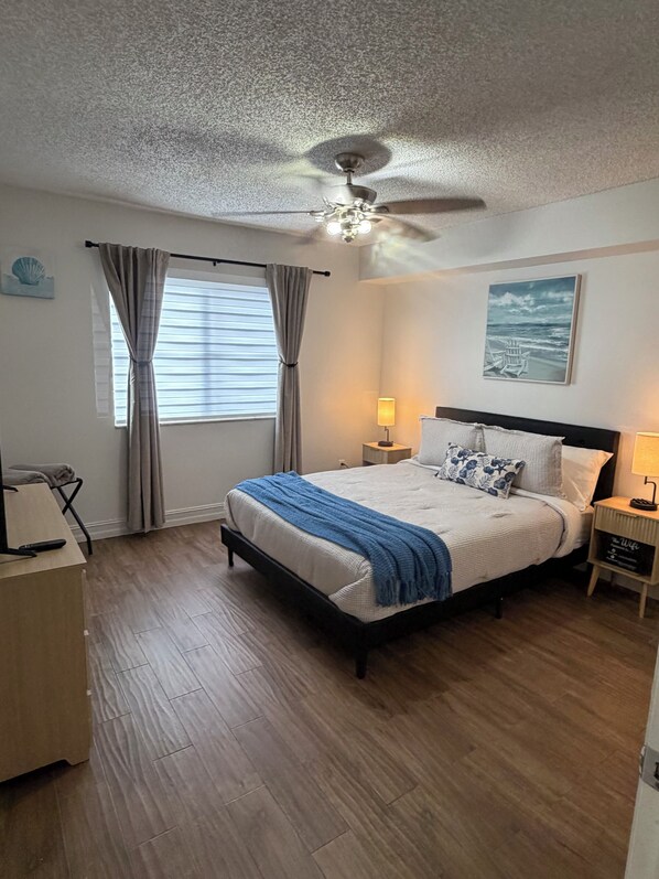 2 bedrooms, WiFi, wheelchair access - HOLLYWOOD COZY CONDO (Hollywood)