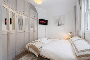 1 soverom, strykejern/-brett, wi-fi og sengetøy