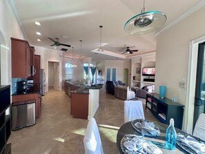 Interior - Villa Sunset Infinity Retreat- perfect for families (Cape Coral)