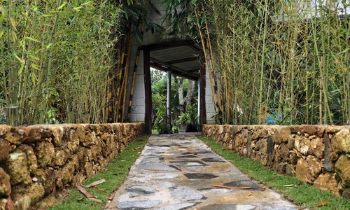 Final Gate Eco Resort 