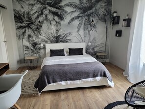4 Schlafzimmer, Bügeleisen/Bügelbrett, Internetzugang, Bettwäsche