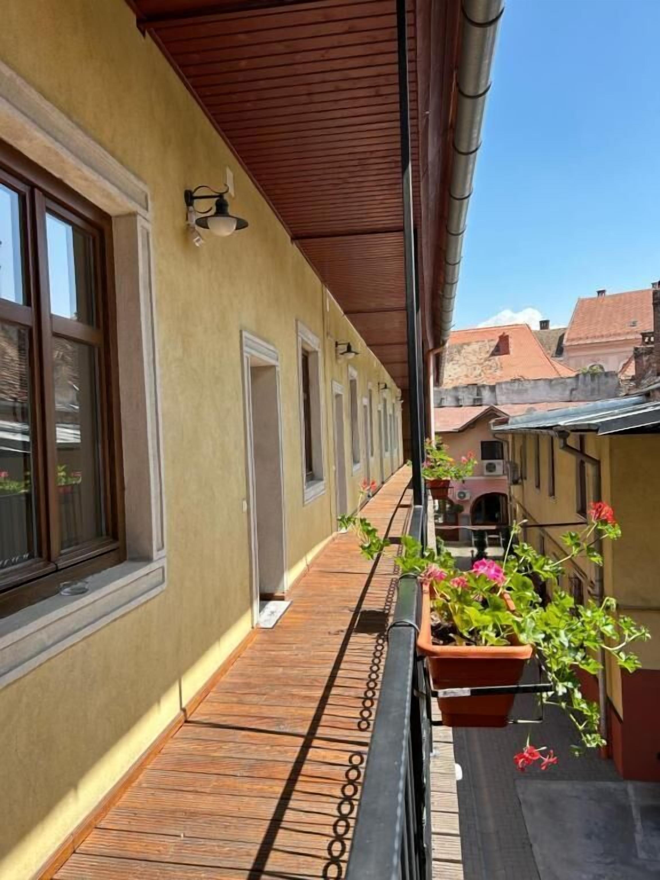 Habitación doble | Jardines del alojamiento