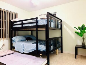 2 bedrooms, WiFi, bed sheets