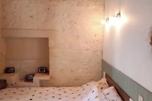 Room - Las Gardes - Peace, space and privacy in the heart of Quercy Blanc (Montaigu-de-Quercy)