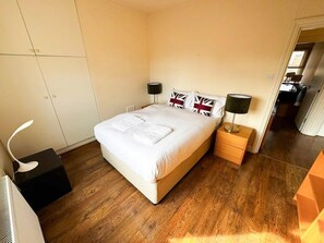1 Schlafzimmer, Bügeleisen/Bügelbrett, kostenloses WLAN, Bettwäsche