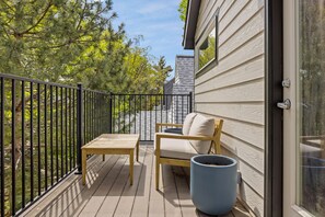 Terrace/patio - Highlands Square Modern 3BR – Yard, Grill & Garage (Denver)