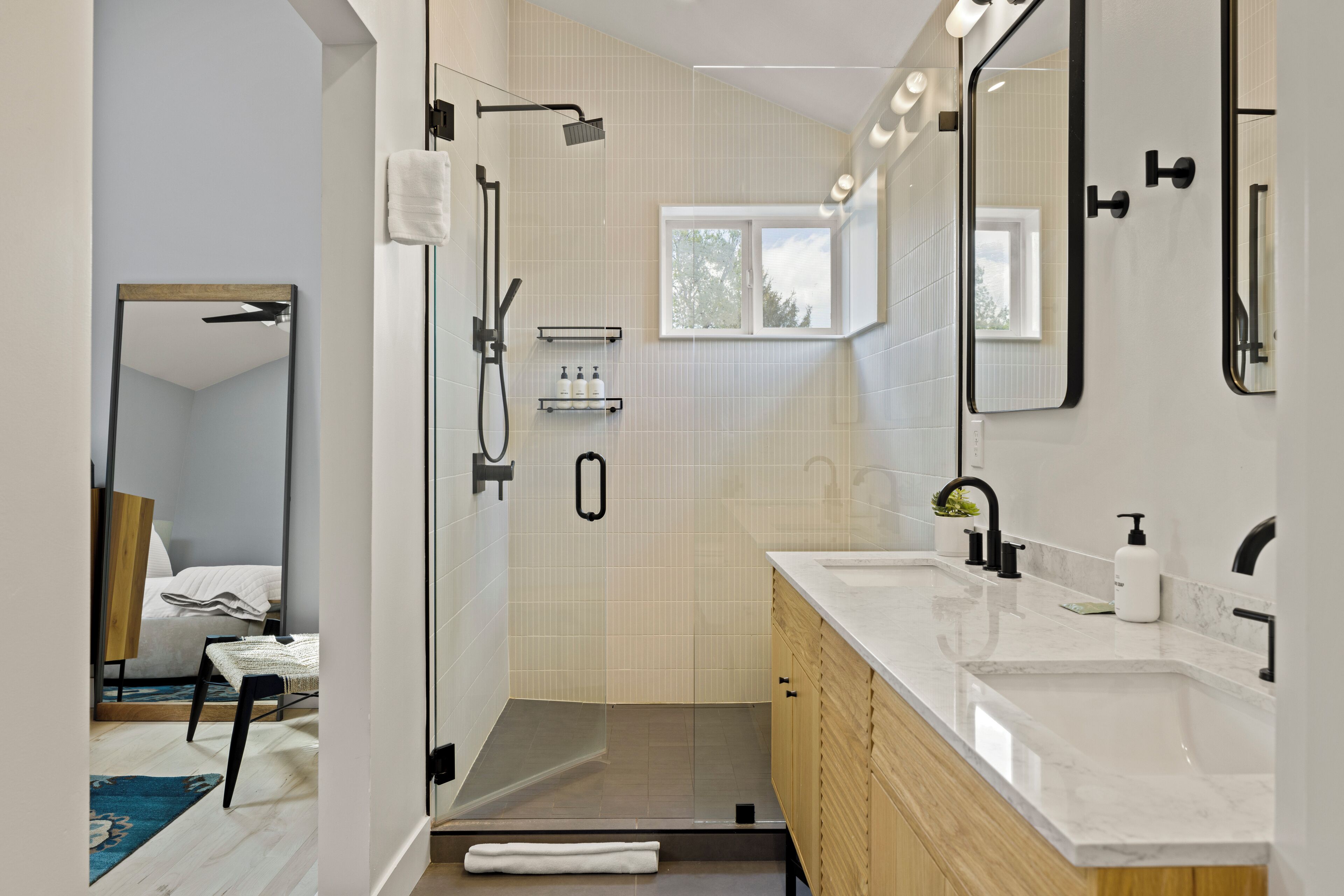 Hair dryer, towels