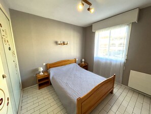 1 bedroom - Argelès: Apartment for 4 near beach, private parking (Argelès-sur-Mer)