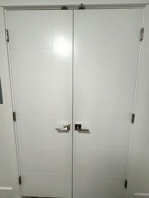 Interior - Lovely 1-bedroom basement suite with AC in Surrey BC Fleetwood (Surrey)