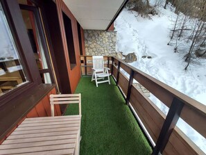 Terrace/patio - Charming 2-room apartment in La Plagne, sunny balcony, sleeps 5 (La Plagne 1800)
