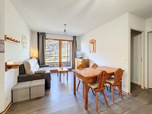 Interior - Ski-in/Ski-out Apt with Balcony - 6 Guests (Le Corbier)
