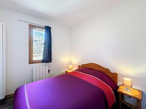2 bedrooms - Ski-in/Ski-out Apt with Balcony - 6 Guests (Le Corbier)