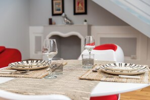 Dining - The Place To Be - Loft design nel centro storico (Torino)