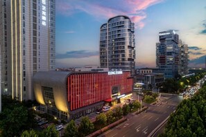 Exterior - Elong Hotel Qingdao Golden Beach (Qingdao)