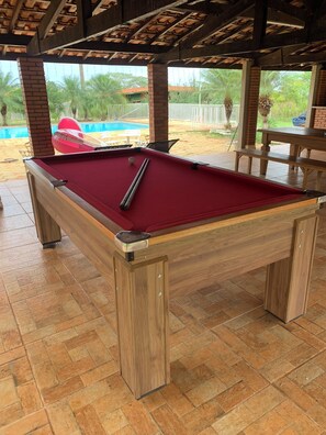 Terrace/patio - Villa Santana | Exclusive country house with pool, comfort and mountain views (São Pedro)