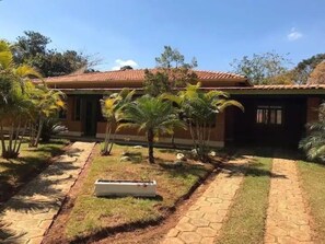 Exterior - Villa Santana | Exclusive country house with pool, comfort and mountain views (São Pedro)