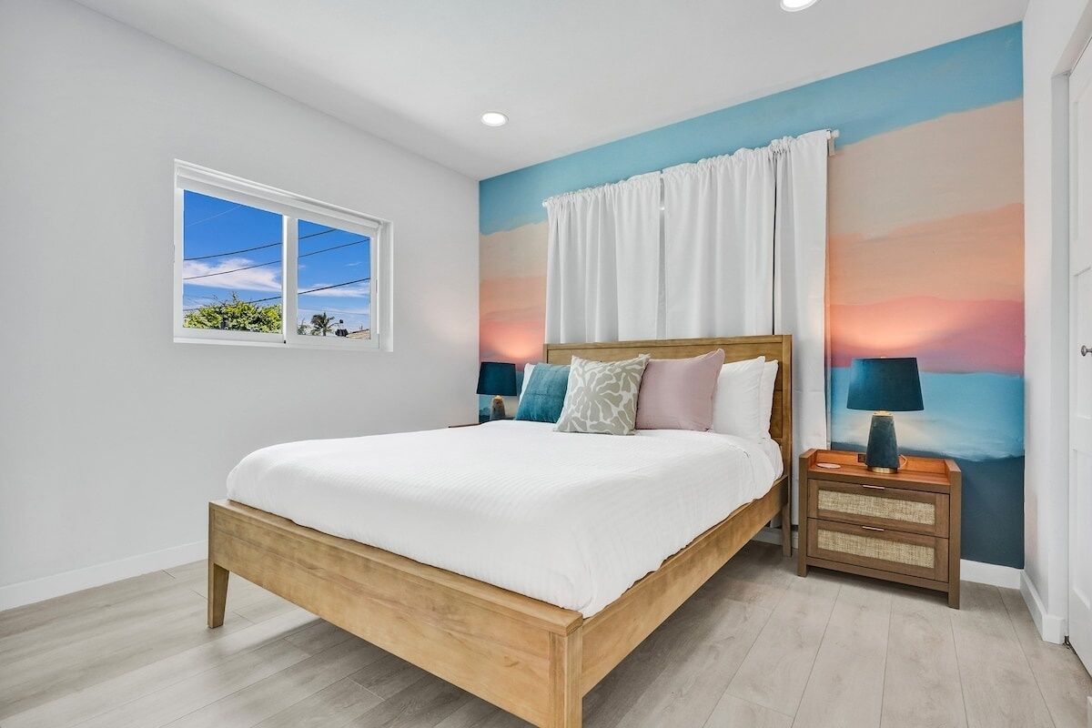 3 多间卧室、办公  桌、熨斗/熨衣板、旅行婴儿床