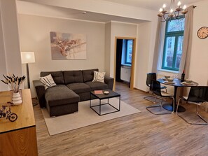 Living area - Honorable living on the rear Kassberg (Chemnitz)