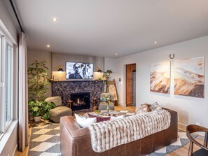 Smart TV - Wasatch Designer Retreat / Family + Dog Friendly Escape (Salt Lake City)