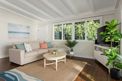 "Waimea Vista" | Oceanfront, Walkable to Beaches