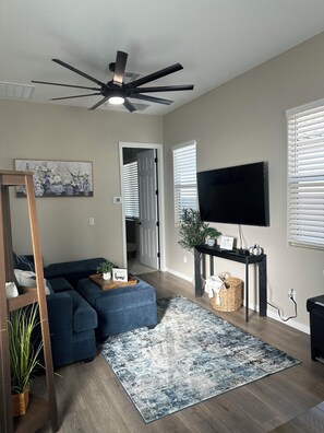 Living area - Welcome to the Talavera Casita in Buckeye (Buckeye)
