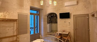 Bright and welcoming historic apartment in Martina Franca in the Itria Valley.