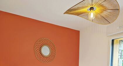 T3 duplex lakeside apartment with garden