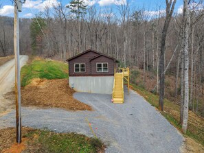 Exterior - Peaceful 2-bedroom cabin with AC in charming Lake Lure (Lake Lure)