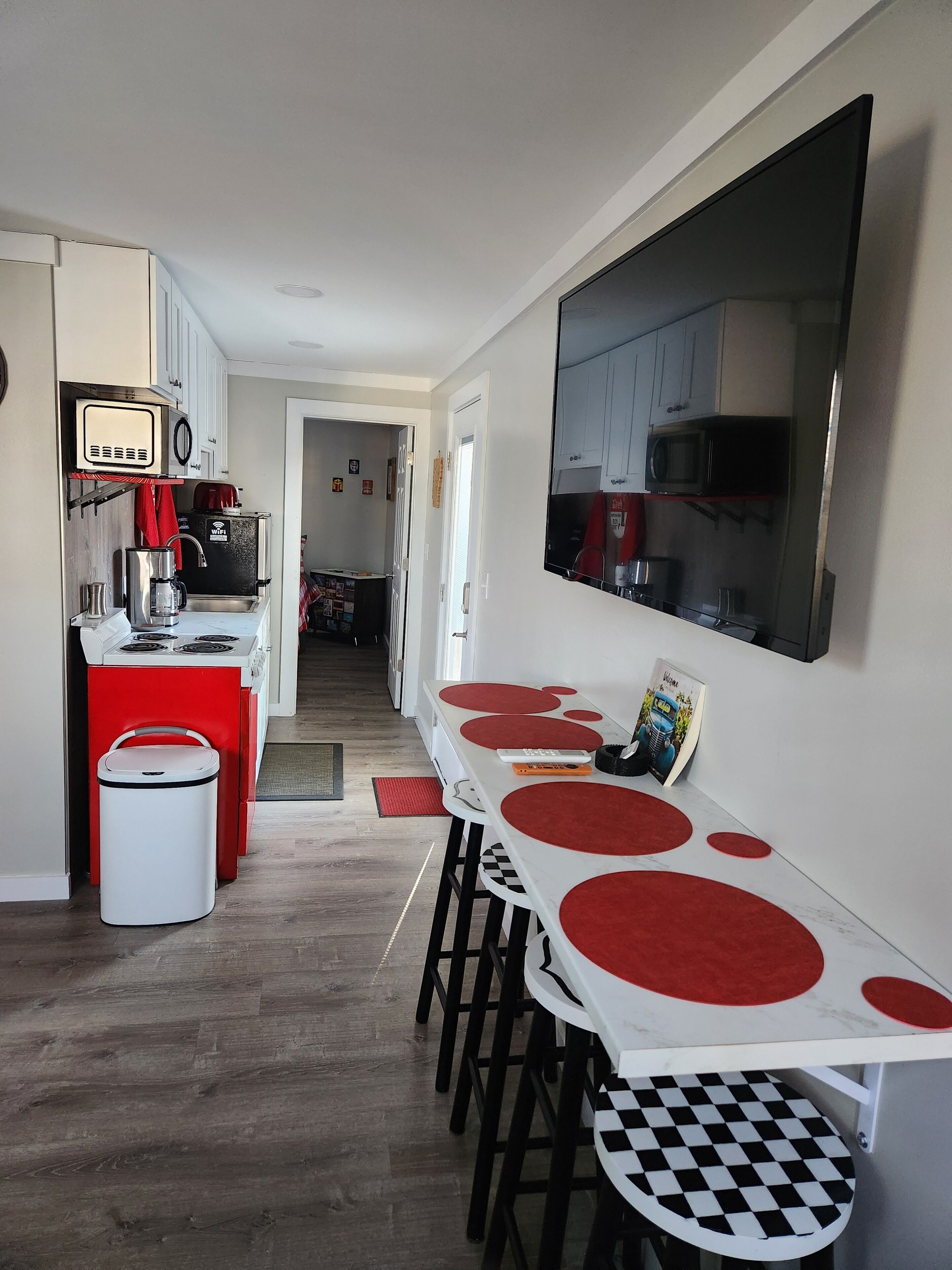 Microwave, oven, stovetop