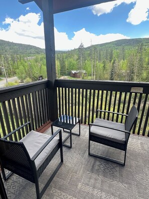 Property grounds - Alpenrose at Mountainside Condo - Pool, Hot Tubs, & Outdoor Adventure! (Frisco)