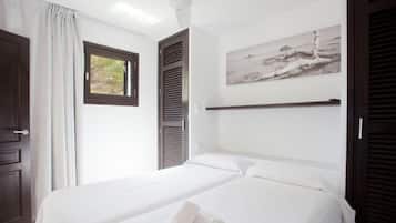 In-room safe, blackout curtains, free WiFi, wheelchair access