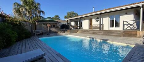 Outdoor pool, a heated pool