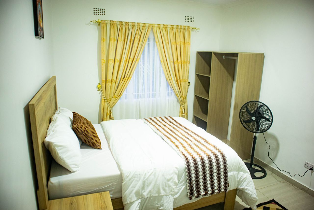 3 bedrooms, iron/ironing board, WiFi