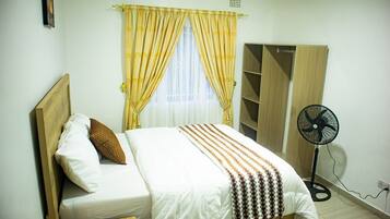 3 bedrooms, iron/ironing board, WiFi