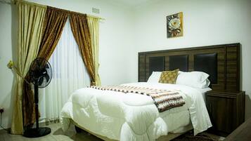 3 bedrooms, iron/ironing board, WiFi