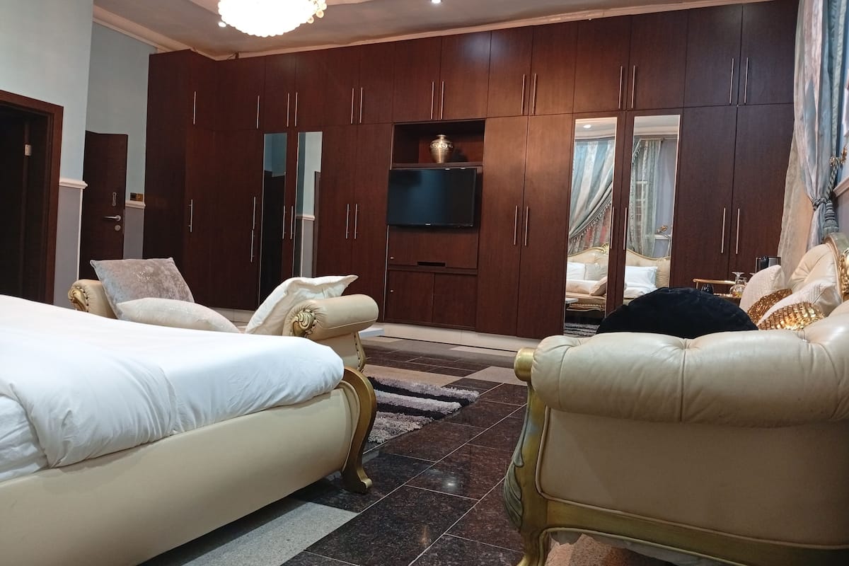 Superior Tek Büyük Yataklı Oda, Bahçe Manzaralı | Ses yalıtımı 
